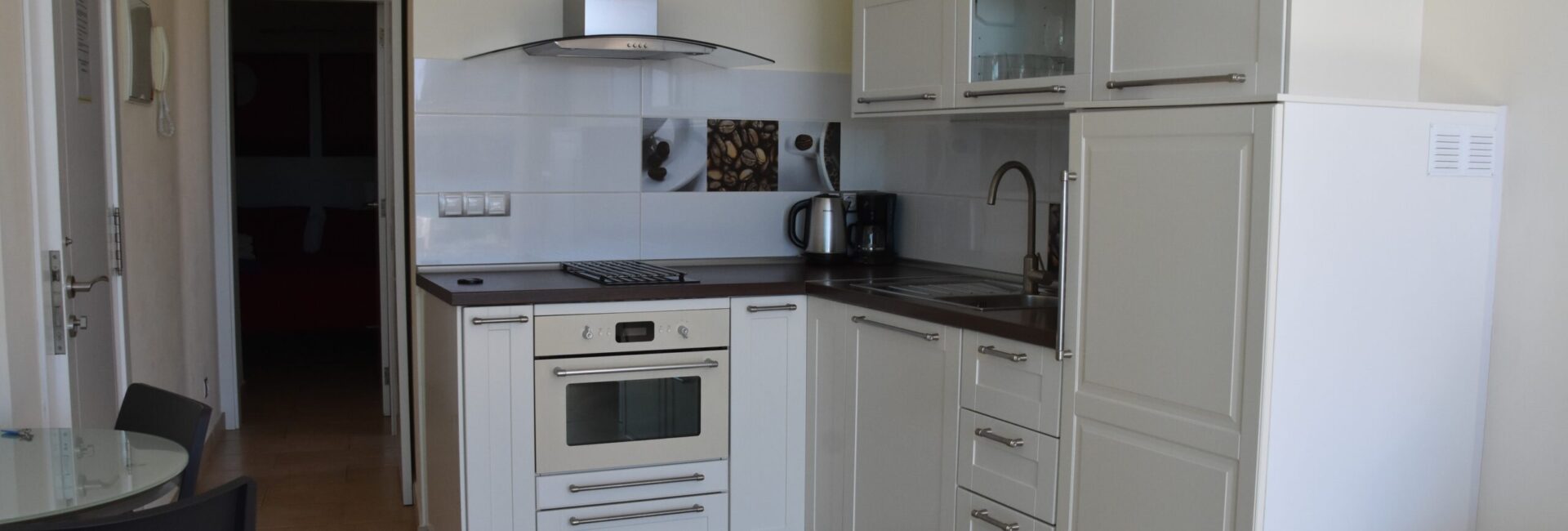 Apartment with Sea Views 1B