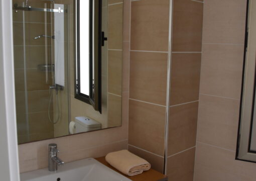 Apartment with Sea Views 1B